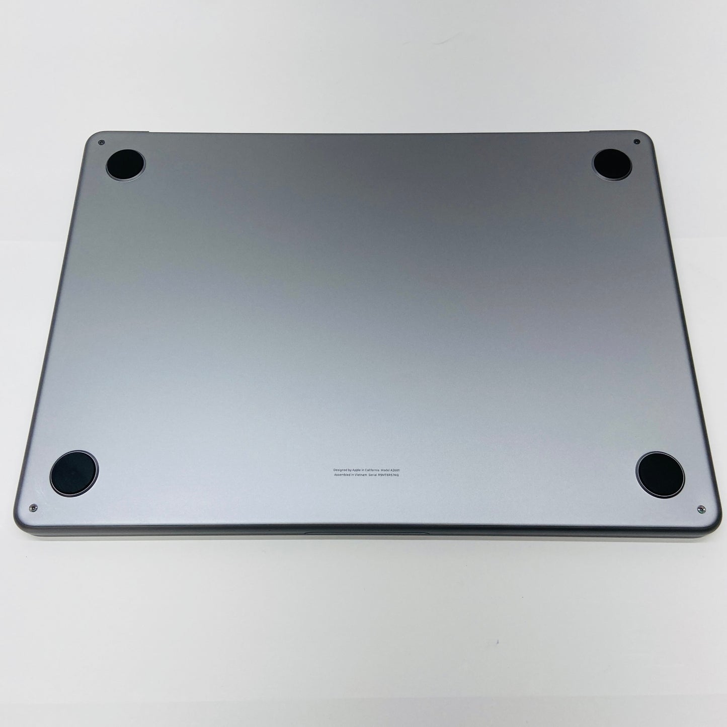 バッテリー最大容量100% Apple MacBook Air M2 13.6インチ スペースグレー 8GB SSD256GB MLXW3J/A 充放電回数18回 付属品完備 C3877 80サイズ発送