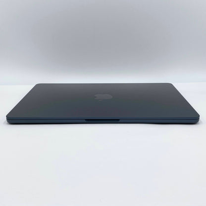 バッテリー最大容量100% 新品同様 美品 MacBook Air 13インチ M4 2025 10C CPU/10C GPU 16GB 256GB 充放電回数4回 C3885 80サイズ発送