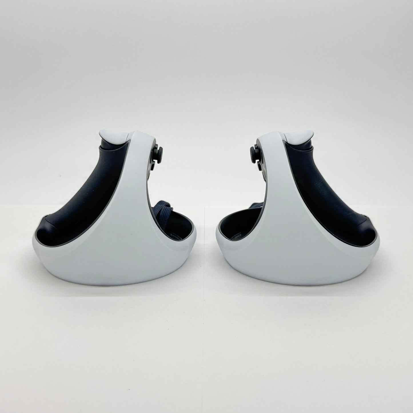 美品 PlayStation VR2 PSVR2 CFIJ-17000 ヘッドセット【C6915-120】