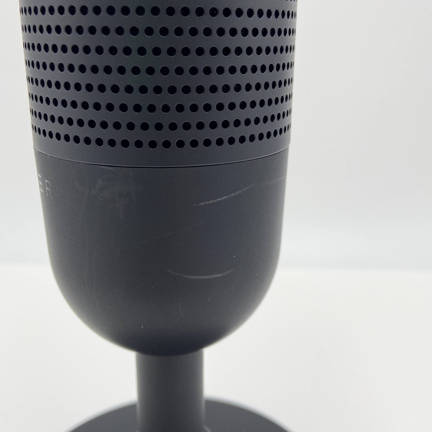 Razer レイザー Seiren V3 Mini コンデンサーマイク 超コンパクト設計 タップ式ミュートセンサー ゲーミングマイク USB マイク 配信 セイレーン ブイスリー ミニ RZ19-0505【C5326-60】