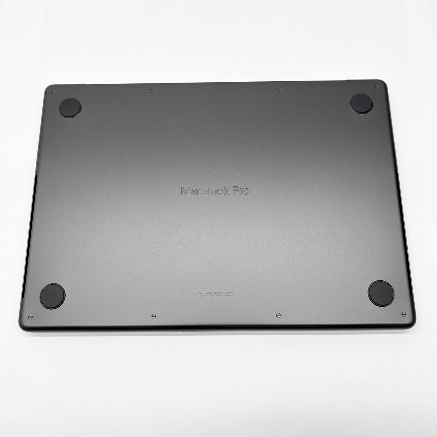 新品同様 美品 Nano-textureガラス仕様 MacBook Pro M5 14インチ10コア 32GB 1TB スペースブラック バッテリー最大容量100%【C6598-80】