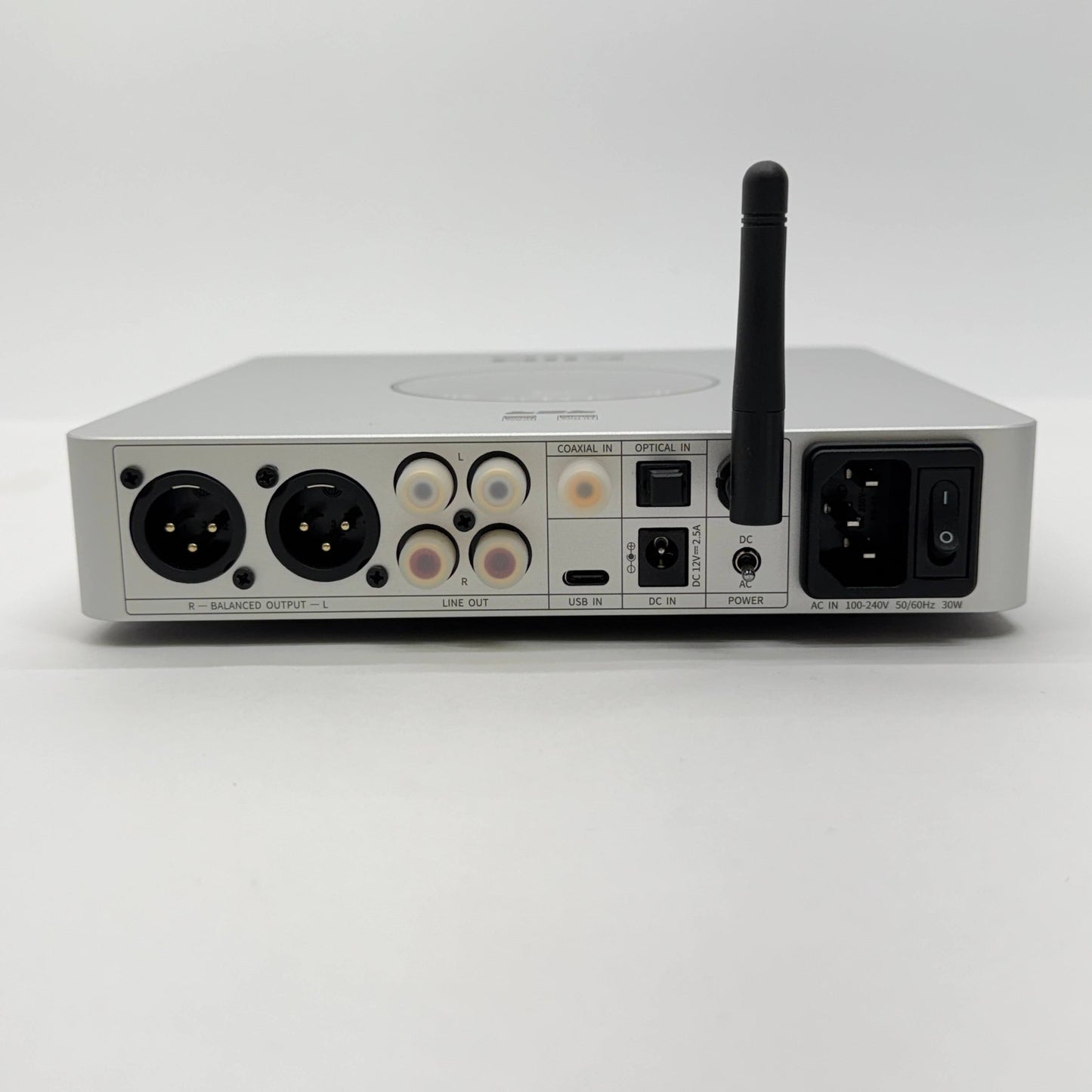 FIIO K13 R2R USB DAC 内蔵 ヘッドホンアンプ シルバー 付属品完備【C7908-80】