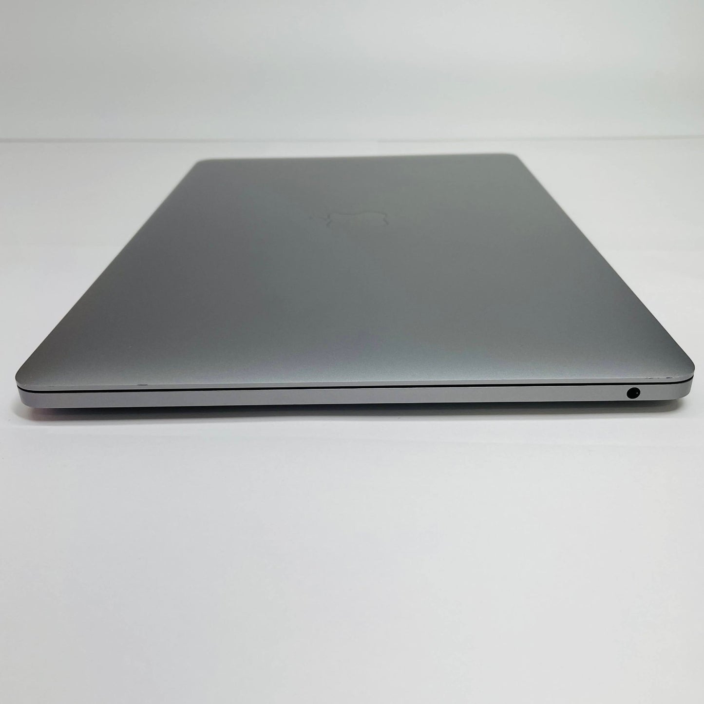 Apple MacBook Pro Touch Bar＋Touch ID 13インチ (Late 2020) M1 8コア/16GB/SSD 1TB スペースグレイ MJ123J/A C3928	80サイズ発送