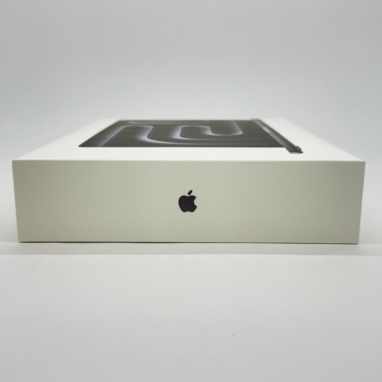 新品未開封 Apple MacBook Pro 14インチ M5 16GB 1TB シルバー MDE54J/A 限定保証 有効期限：2027年4月29日【C7537-80】