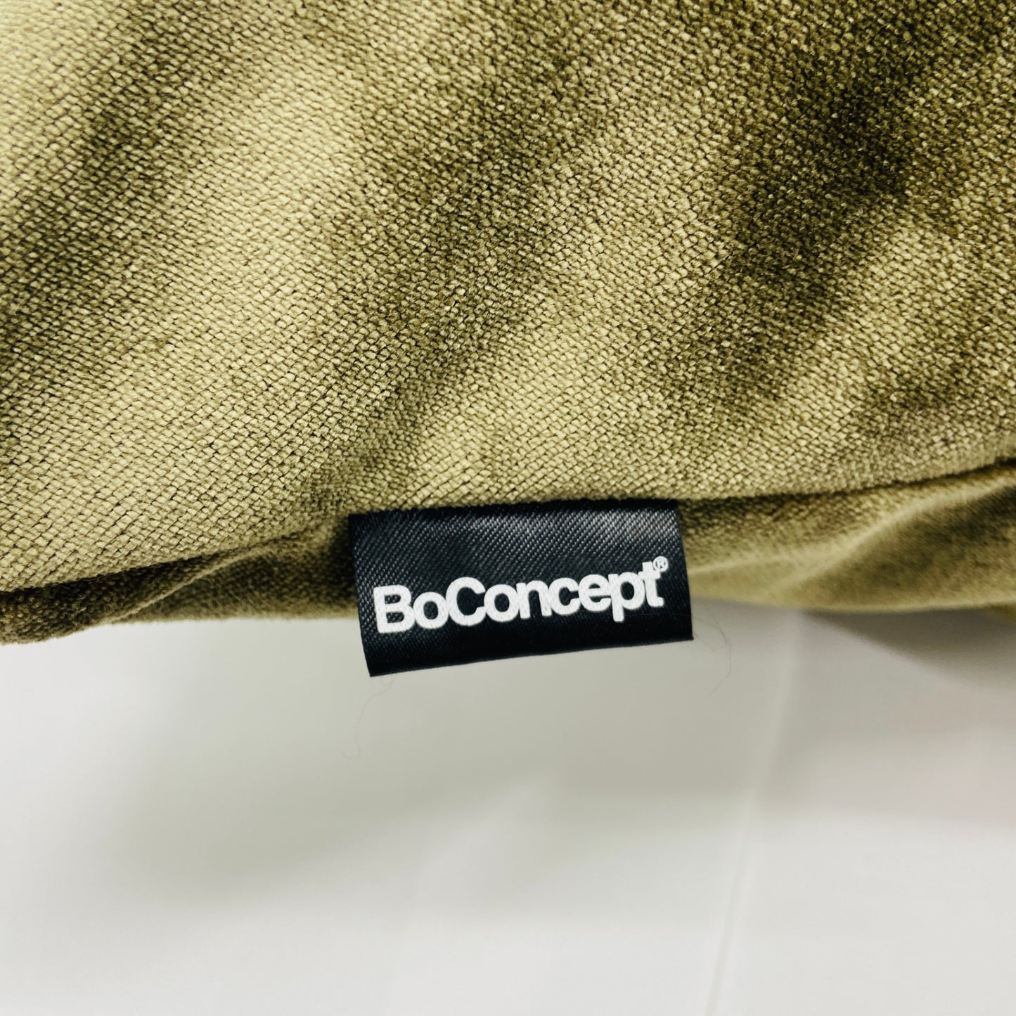 ボーコンセプト BoConcept クッション モスグリーン【C4999-140】