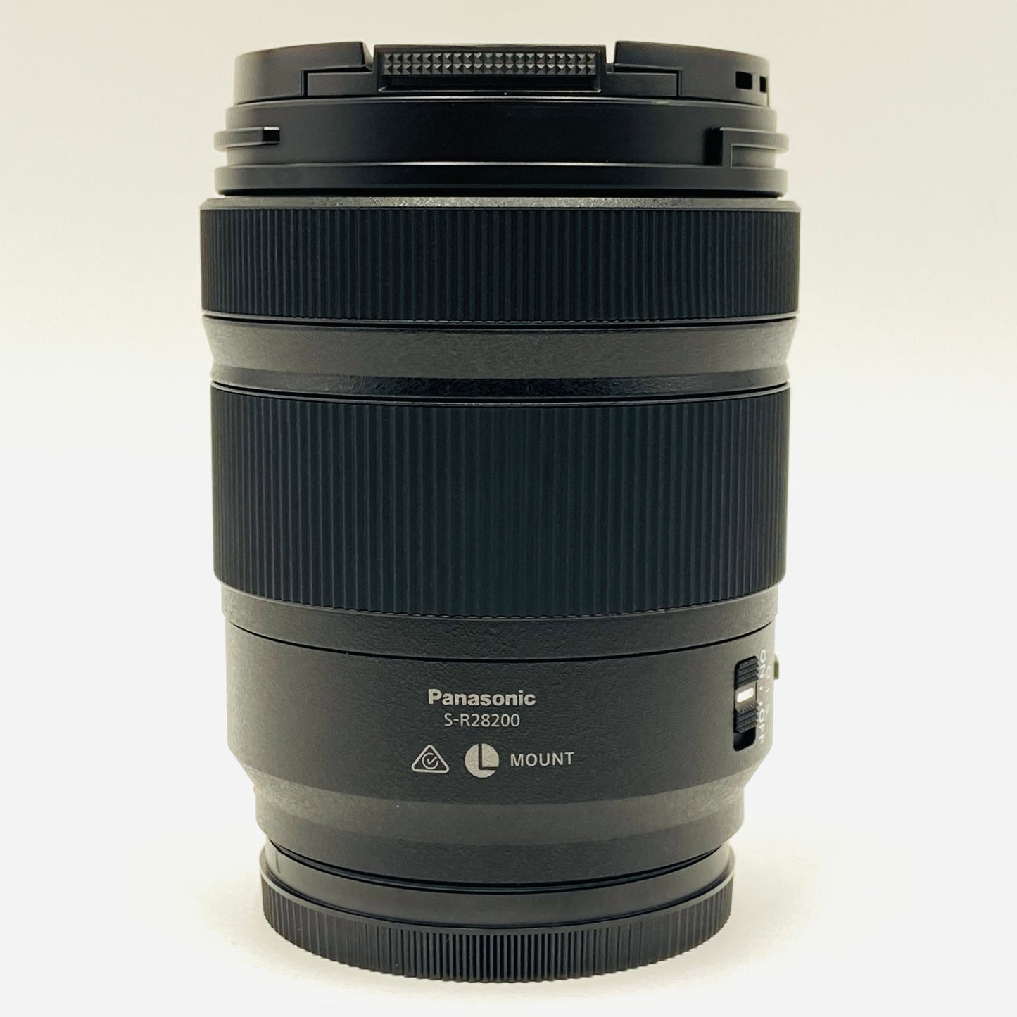 美品 Panasonic  LUMIX S 28-200mm F4-7.1 MACRO O.I.S. S-R28200  Lマウント【C4322-80】