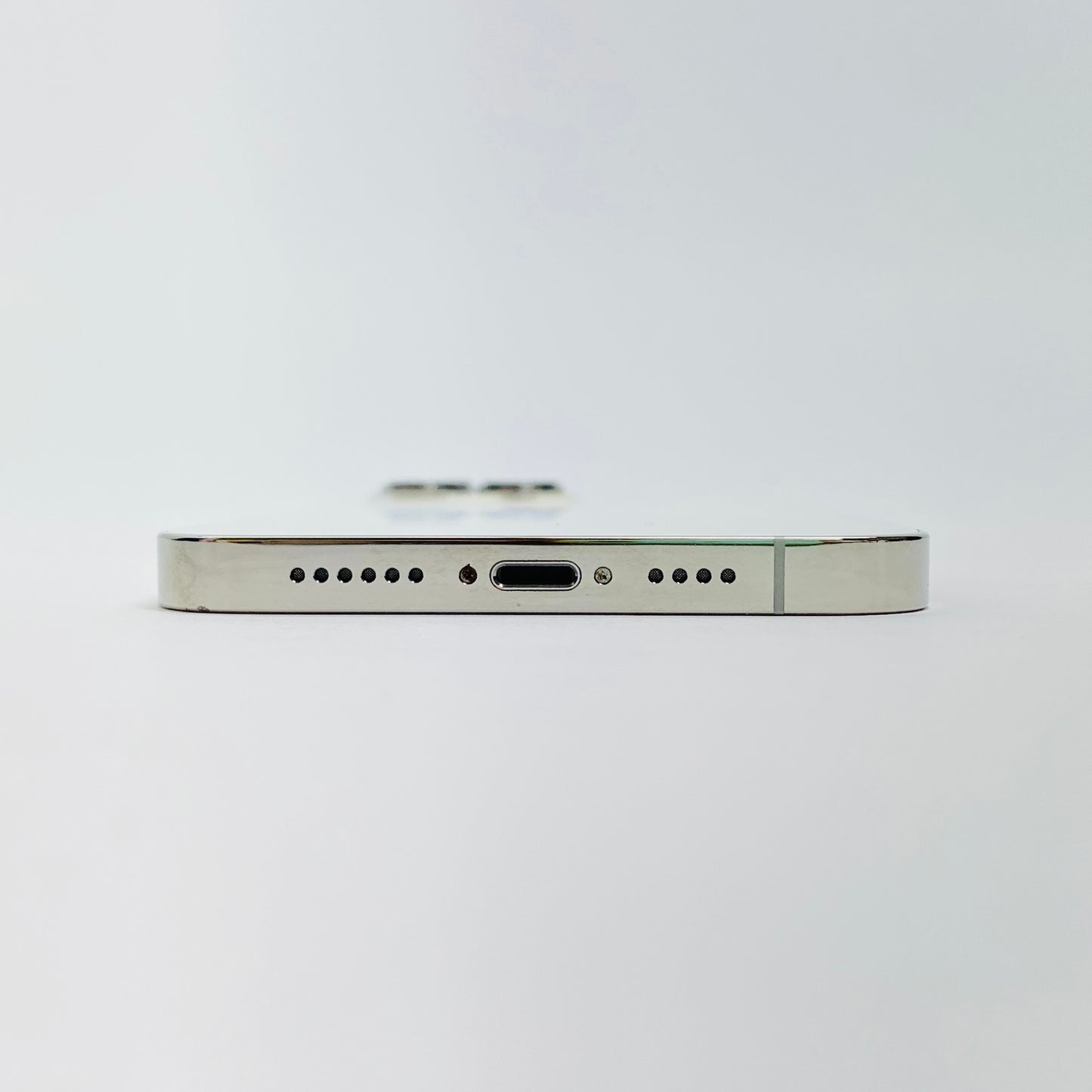 Apple iPhone13 Pro Max 256GB Silver A2641 MLJ93J/A【C4039-C】