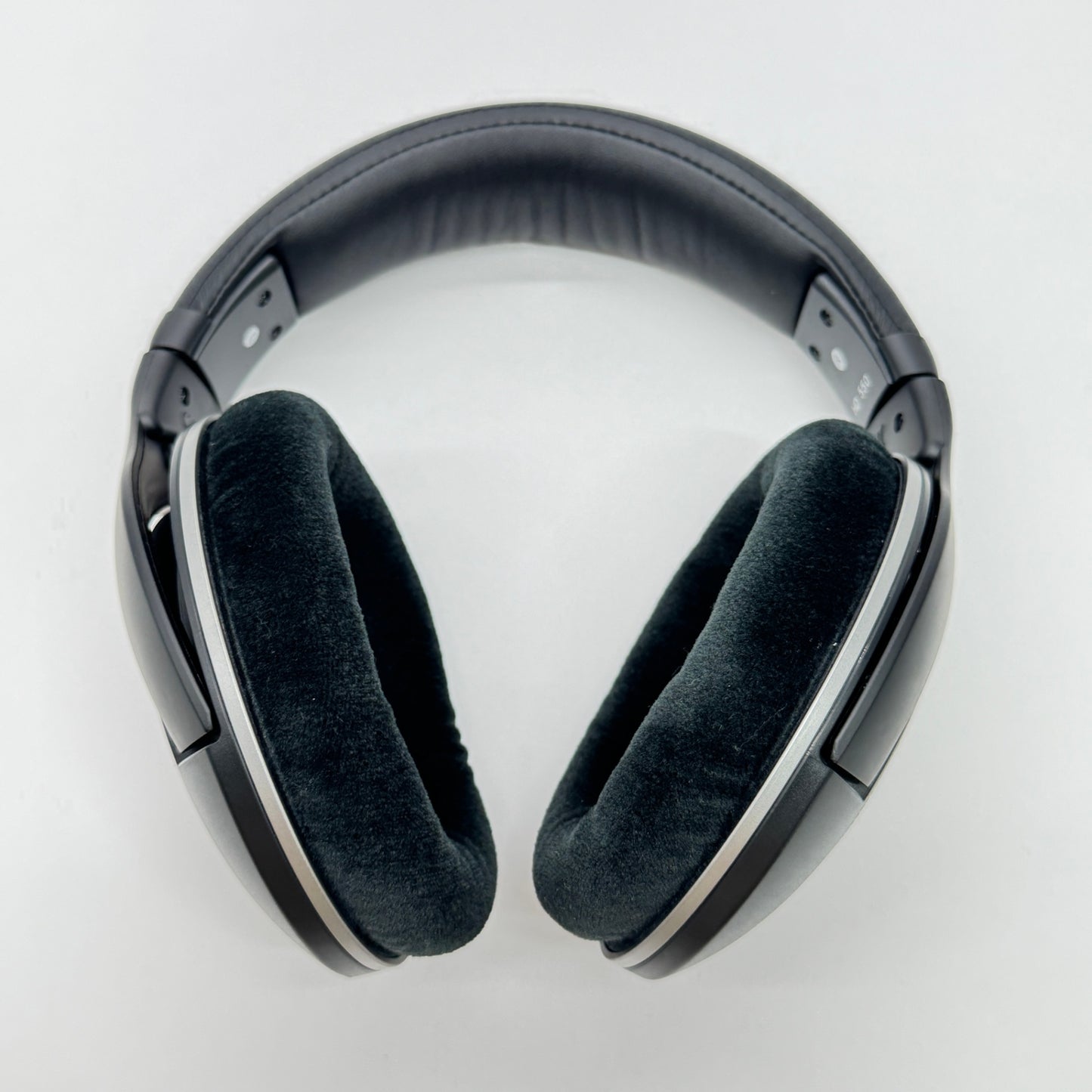 美品 Sennheiser HD 550 ヘッドホン 付属品完備+ゼンハイザー 4.4mm バランスケーブル付属【C7907-80】