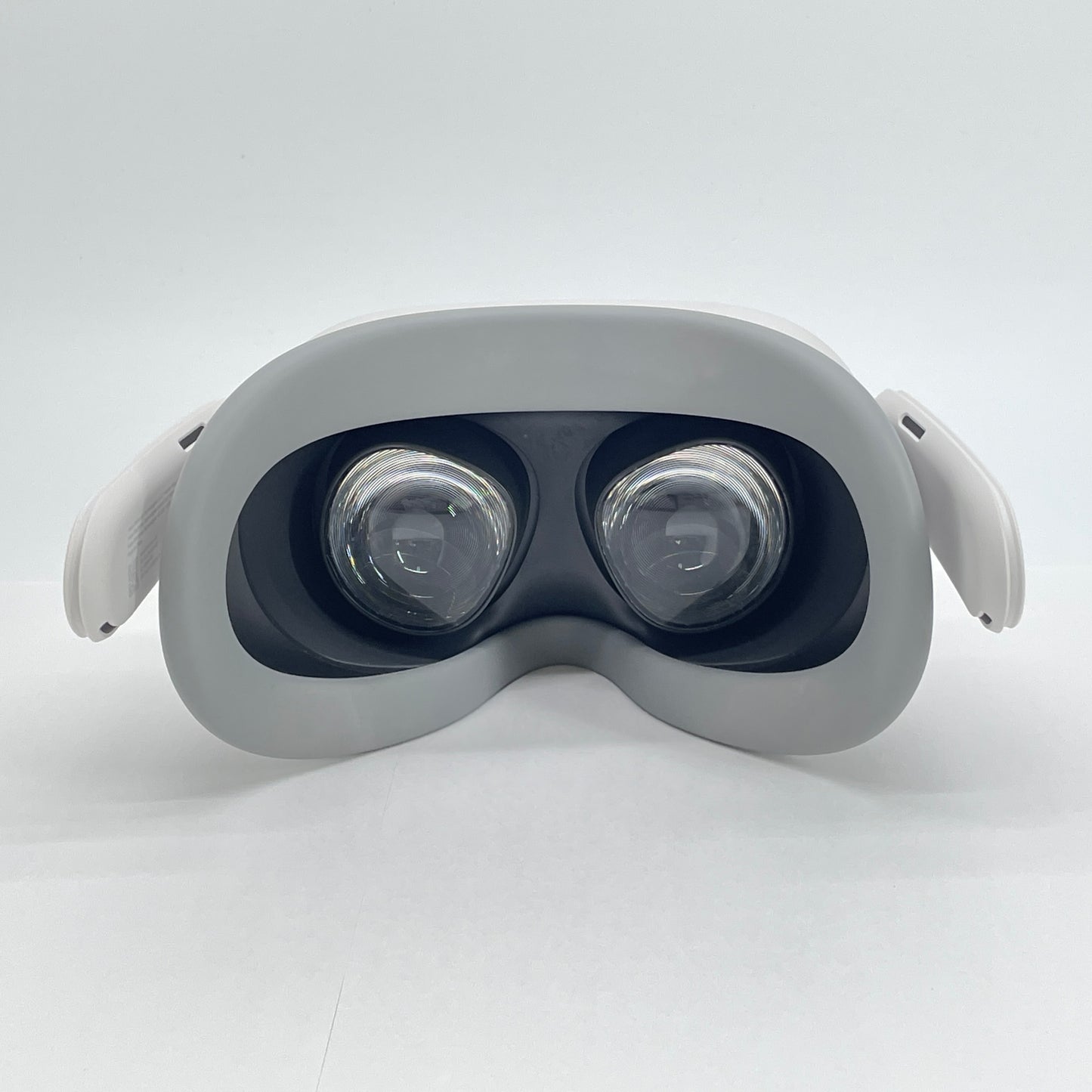 美品 MetaQuest3S 128GB VRヘッドセット【C7938-80】