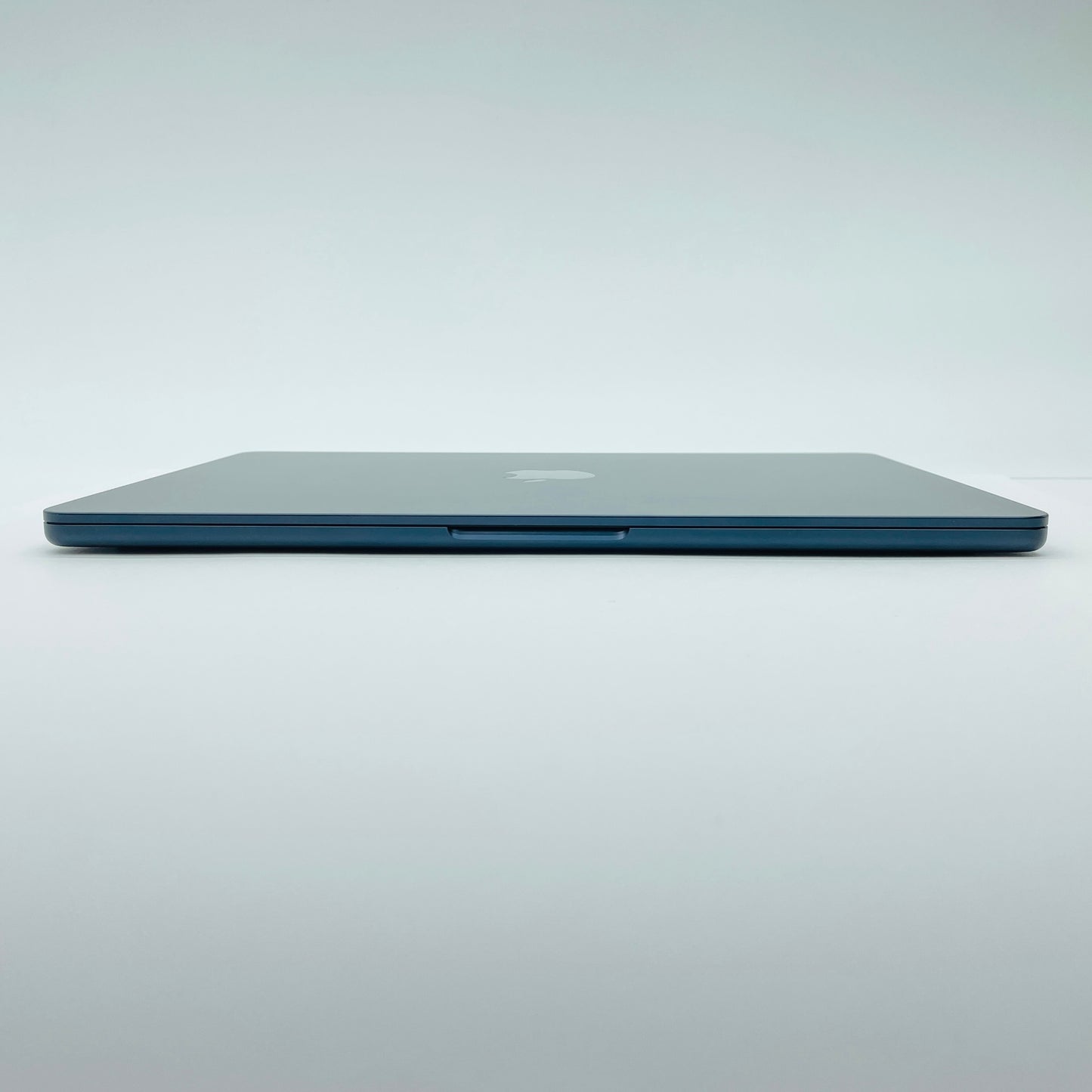 Apple MacBook Air 2022 13インチ M2 16GB SSD 512GB バッテリー最大容量100%【C4526-80】