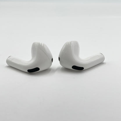 Apple AirPods 第4世代 アクティブノイズキャンセリング搭載モデル　【C4820-C】