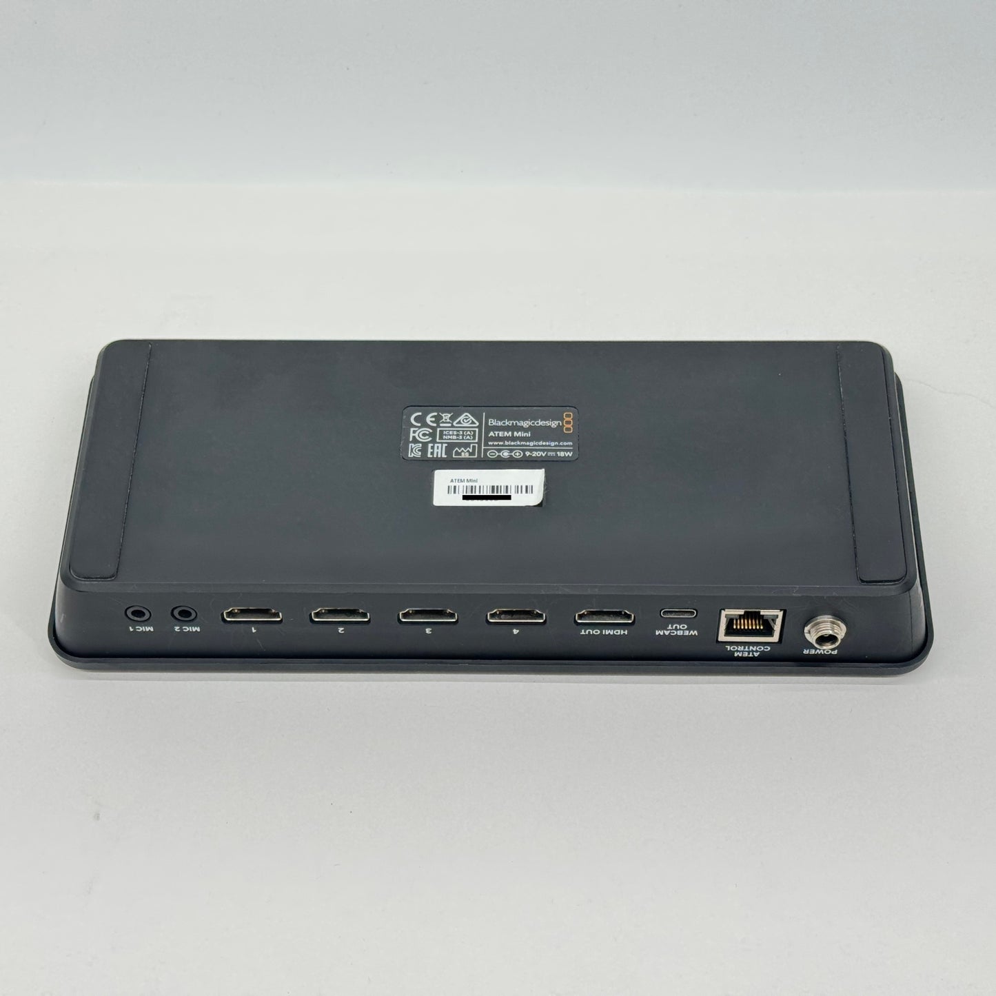 Blackmagic Design ATEM Mini スイッチャー【C7645-80】