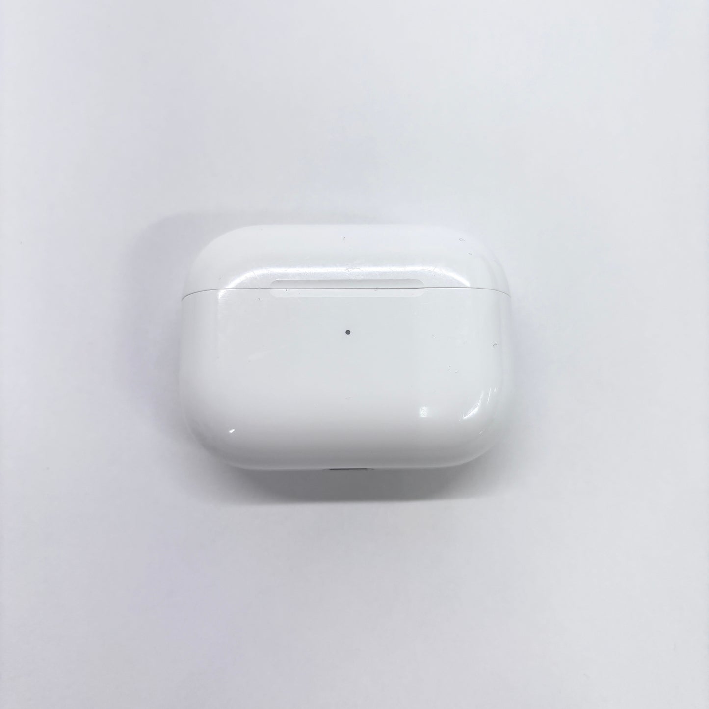 Apple AirPods Pro 第2世代 MagSafe充電ケース(USB-C)付き MTJV3J/A【C5057-60】