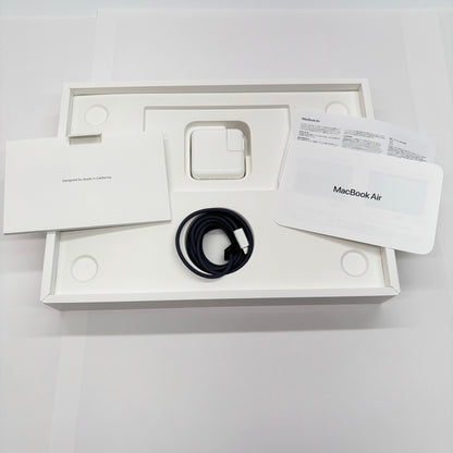 Apple MacBook Air 2022 13インチ M2 8GB 256GB MLY33J/A ミッドナイト バッテリー最大容量96%【C6194-80】