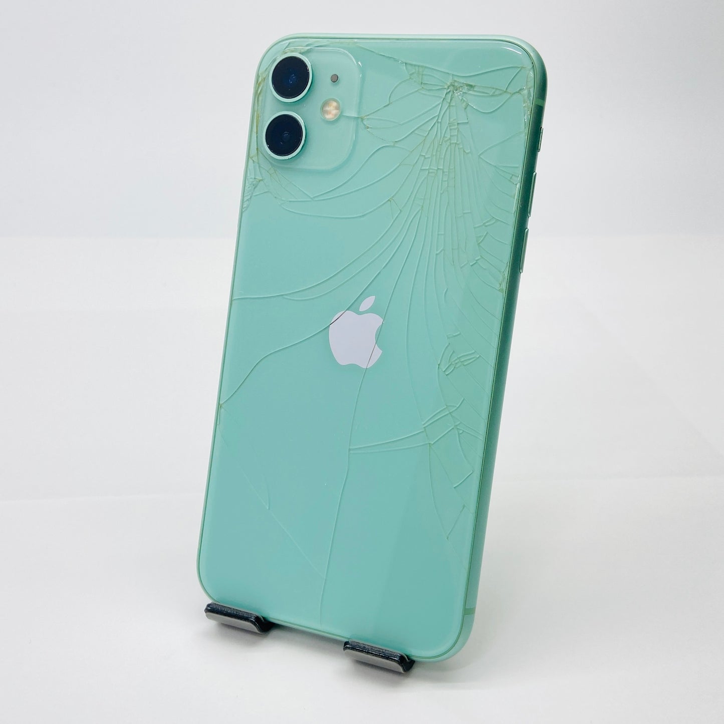 Apple iPhone 11 256GB SIMフリー MWMD2J/A 【C4155-C】