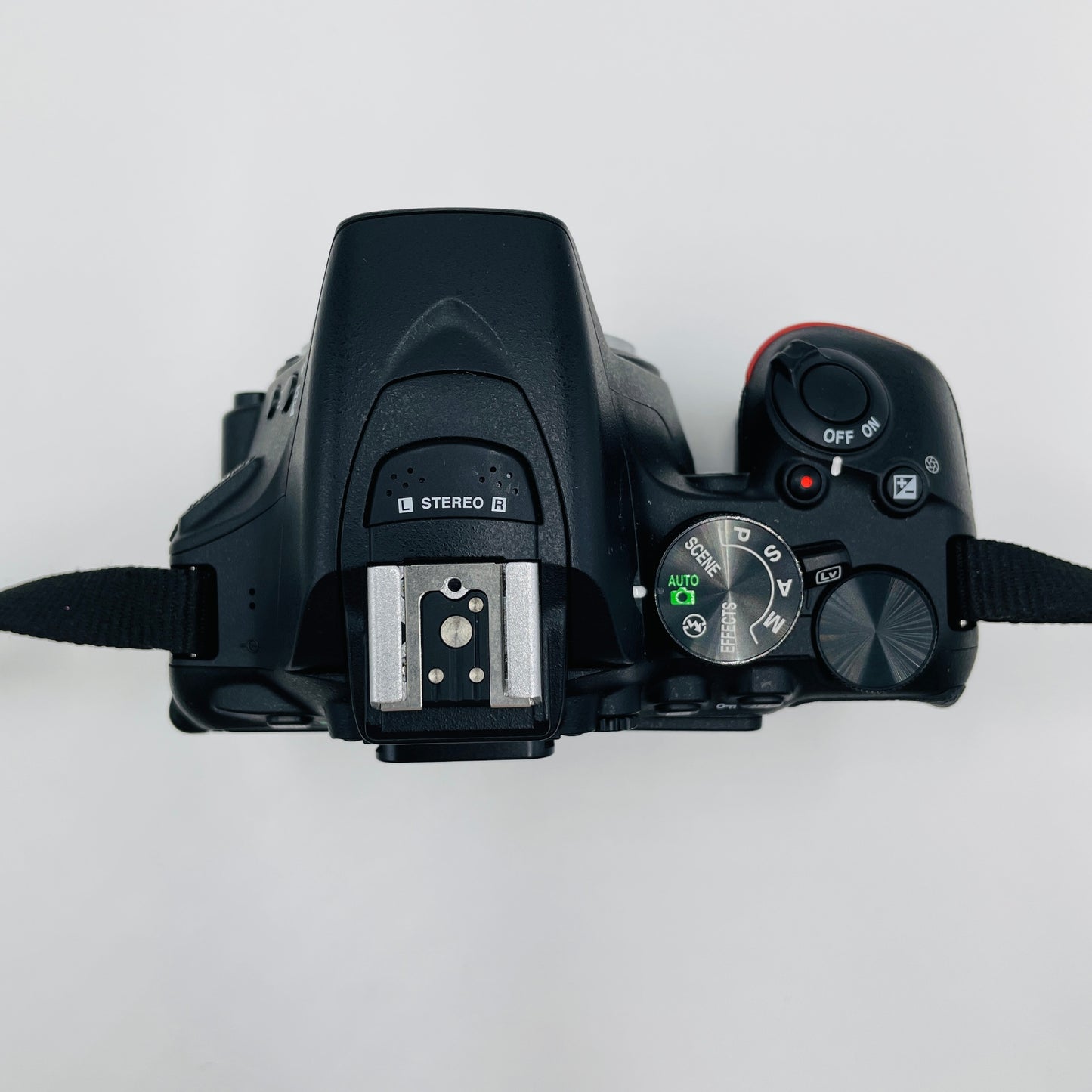 Nikon D5600 AF-P 18-55mm VR レンズキット【C4044-60】