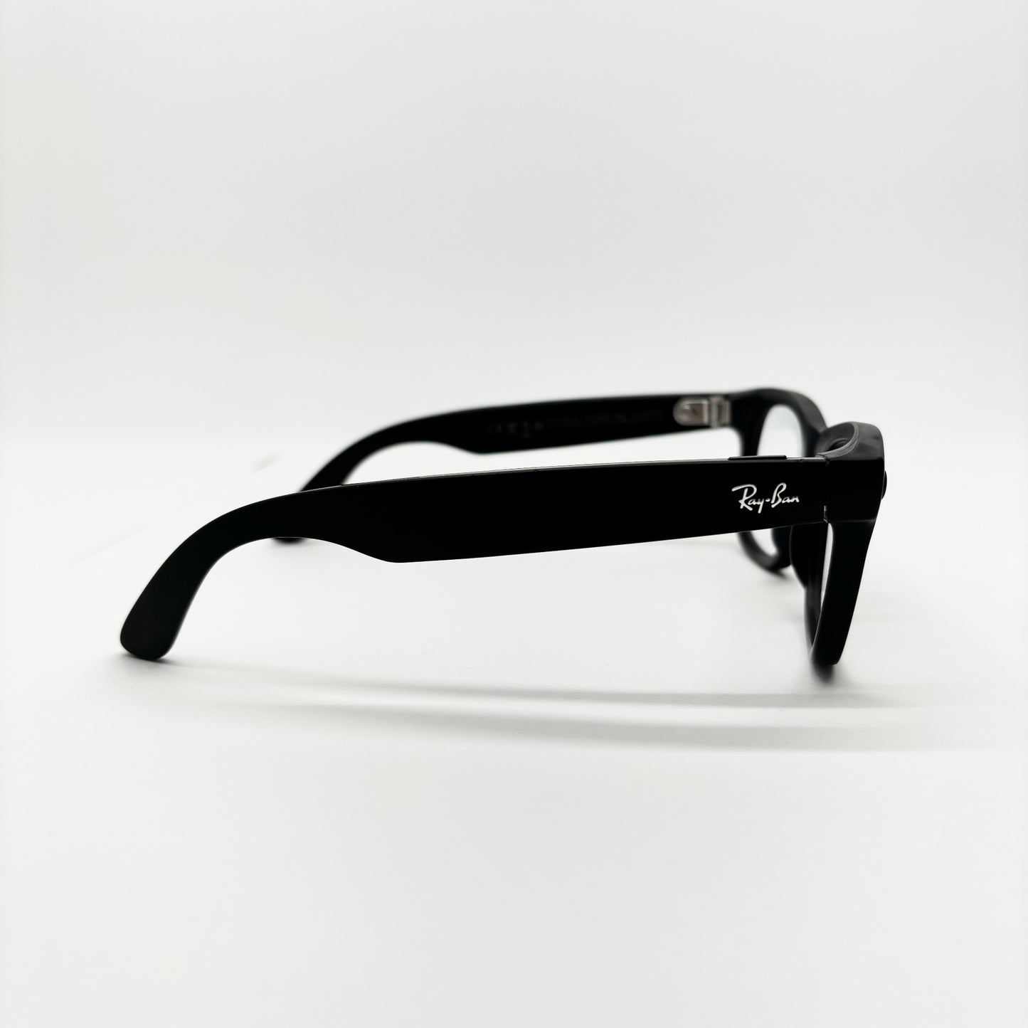 Ray-Ban Meta Gen2 Wayfarer スマートグラス ブラック 充電ケース付き【C8471-60】
