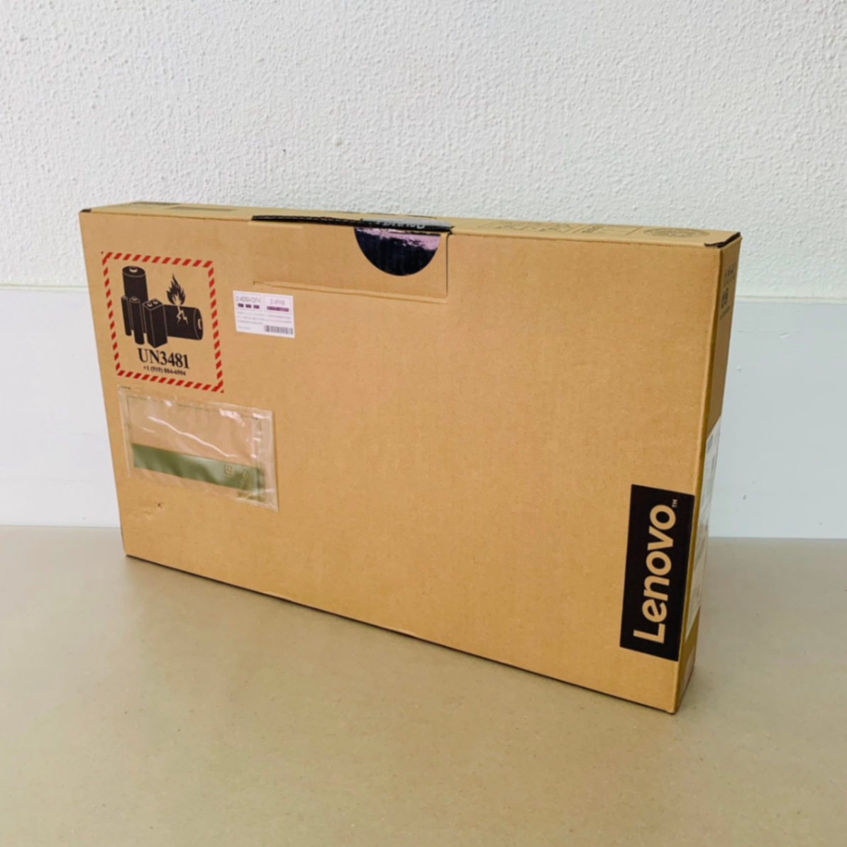 美品 Lenovo  idea pad 330-15IKB i7 8550U 8GB HDD 1TB 【C1774-100】