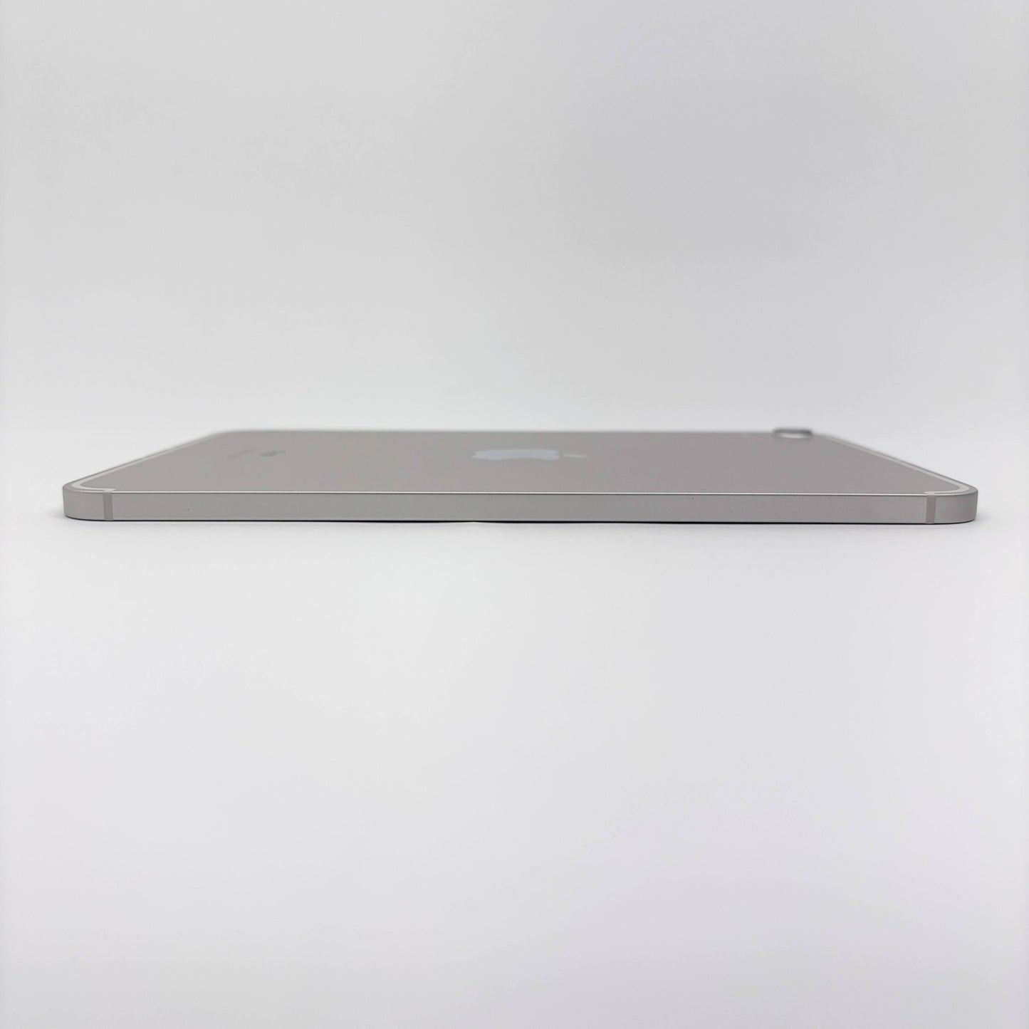 美品 iPad mini 第6世代 MK8C3J/A 64GB Cellular スターライト バッテリー最大容量90%【C8289-C】