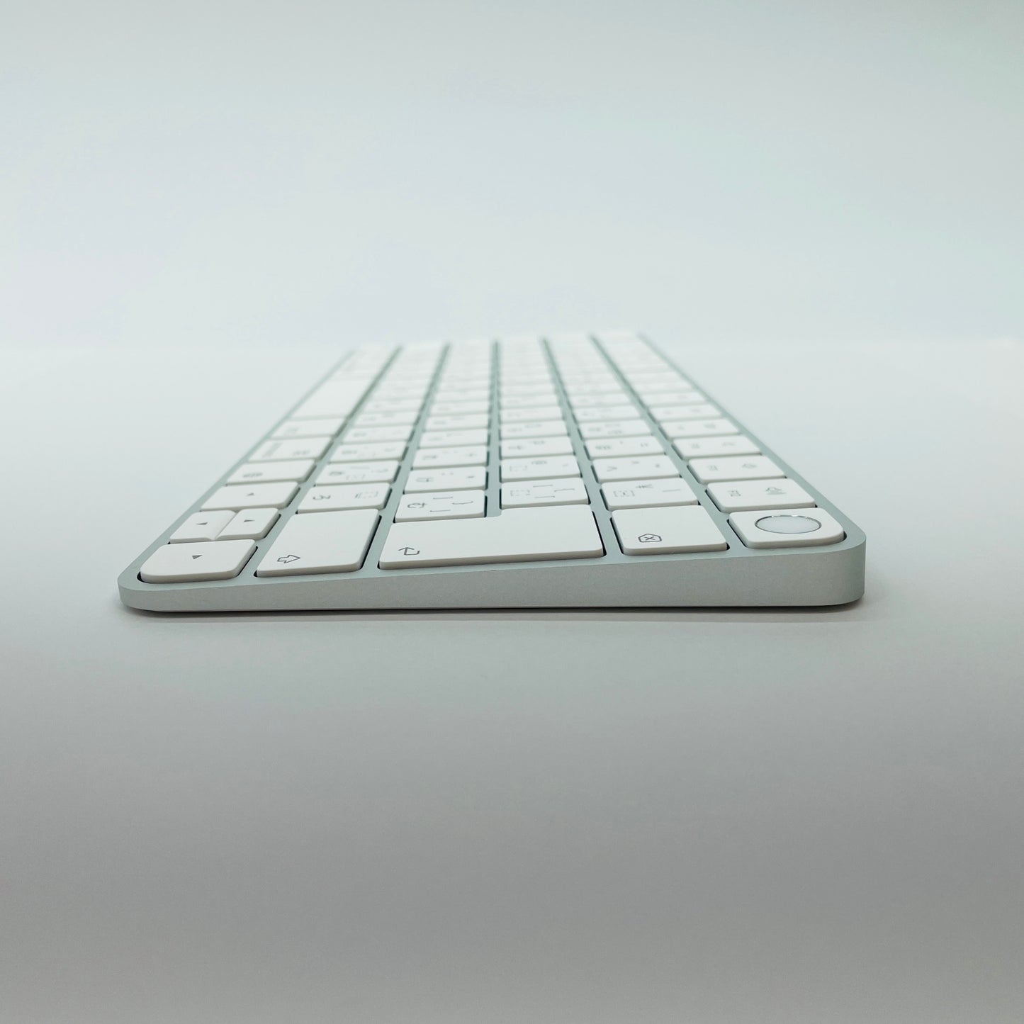 最新USB-Cモデル Apple Magic keybord with Touch ID A3118 MXCK3J/A【C4714-60】