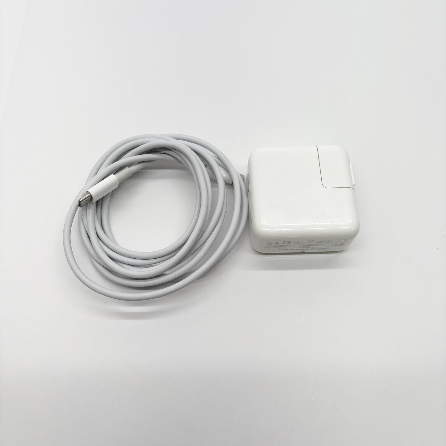 美品 Apple MacBookAir 2020 M1 16GB 256GB スペースグレイ バッテリー最大容量86% 【C8321-80】