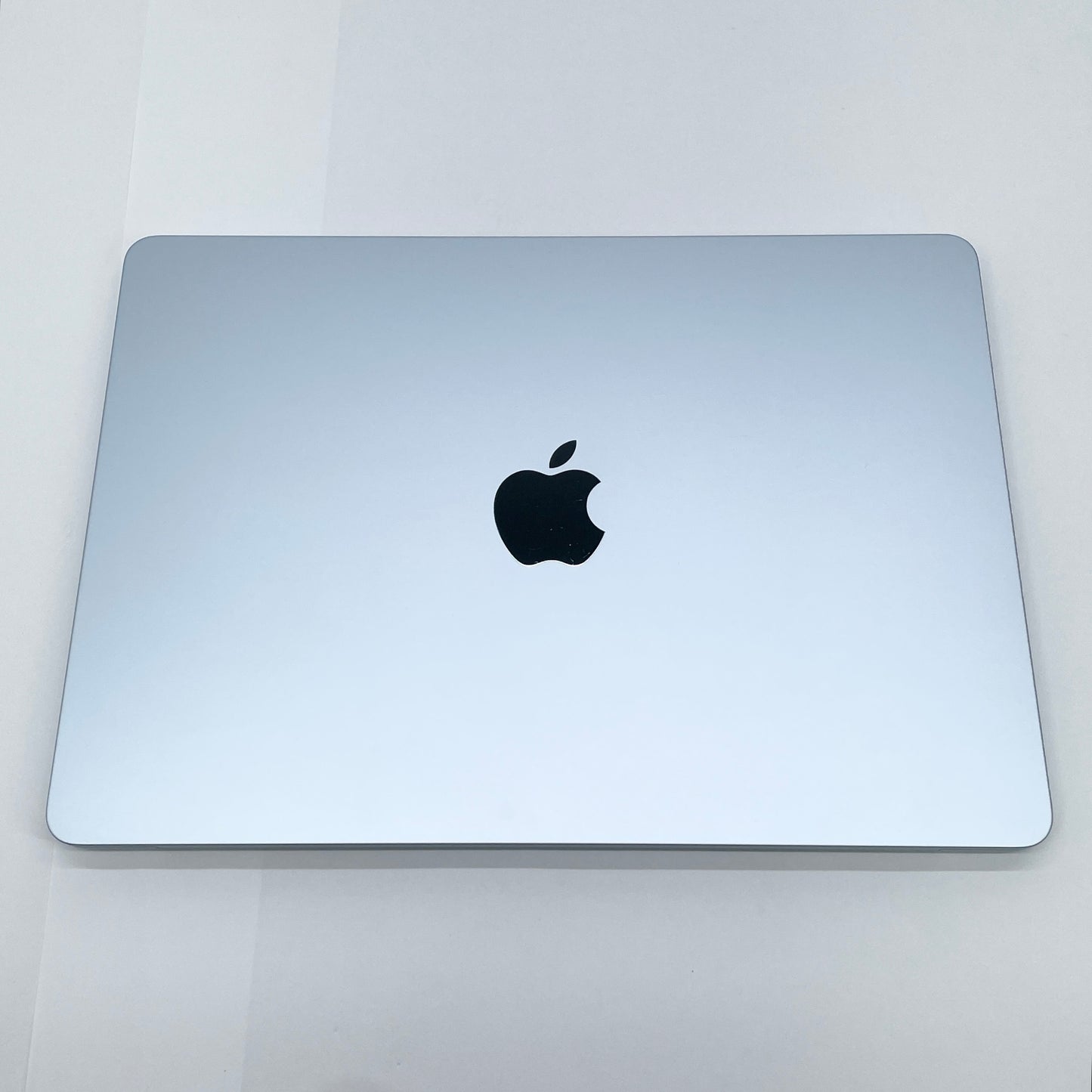 美品 Apple MacBook Air 13インチ M4 2025 16GB 256GB スカイブルー MC6T4J/A バッテリー最大容量100%【C8391-80】