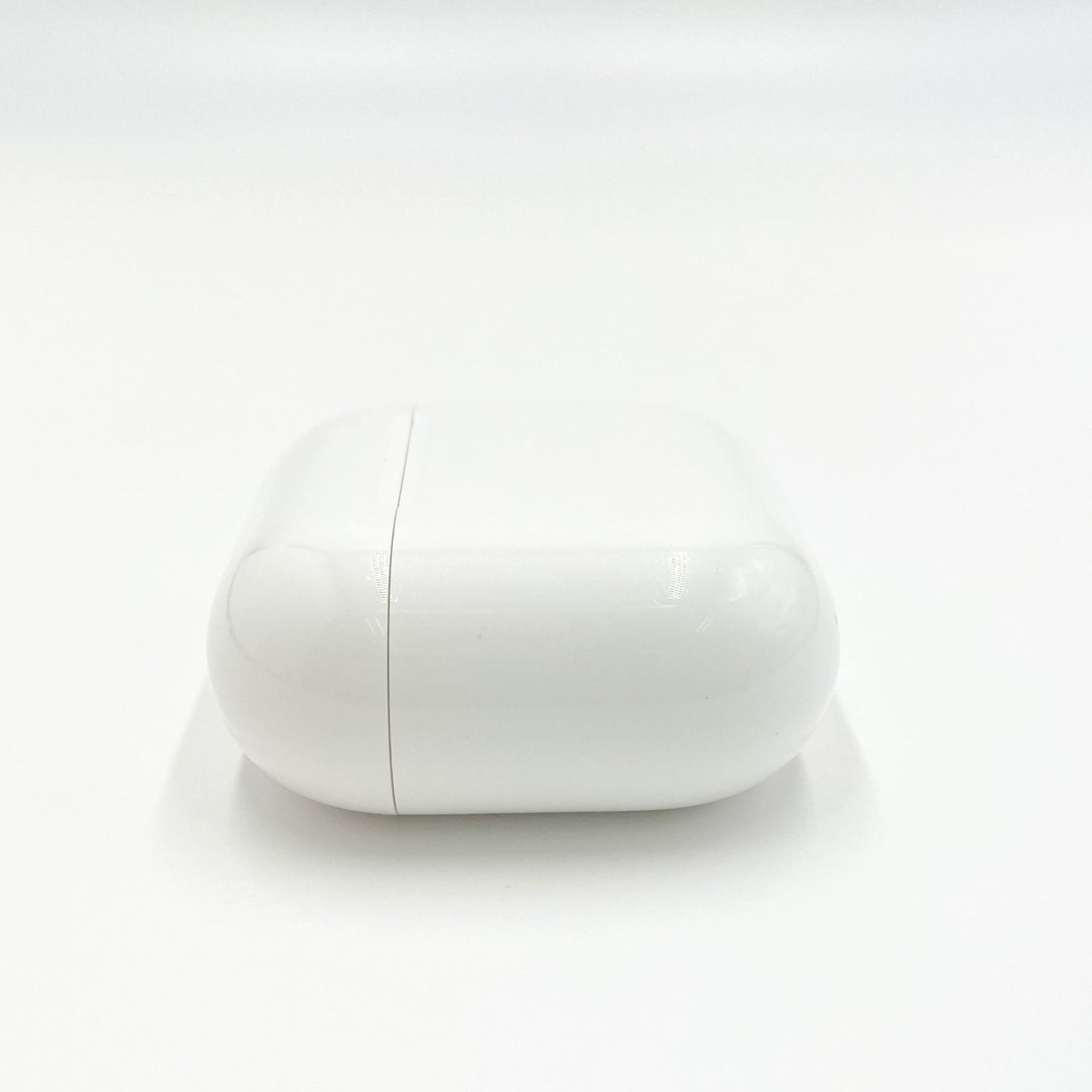 Apple アップル AirPods 4（ANC） アクティブノイズキャンセリング搭載モデル【C6748-C】