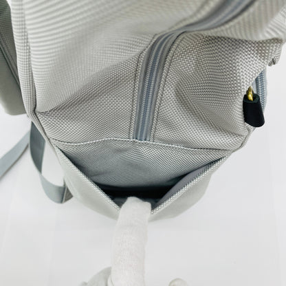 美品 MI-NA ミーナ カメラリュック　カメラバッグ　【C4445】