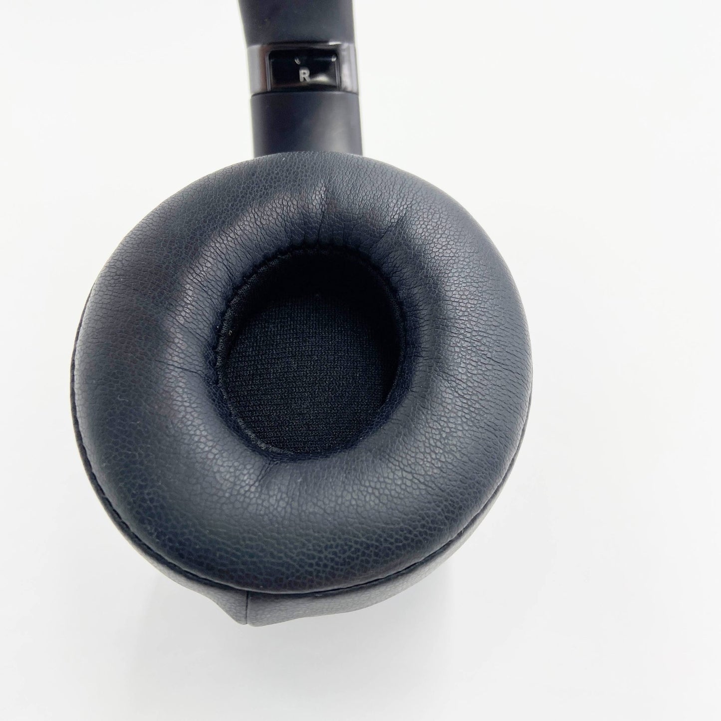 Beats Solo3 wireless A1796 ヘッドホン【C6361-60】