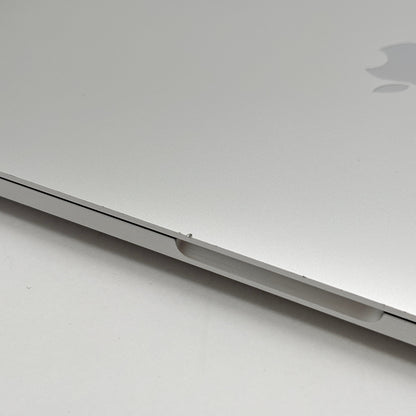 MacBook Pro 13インチ 2020 2GHz クアッドコア i5 32GB 512GB シルバー【C8476-80】