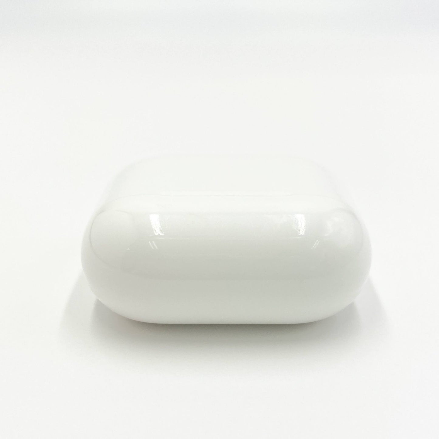 Apple アップル AirPods 4（ANC） アクティブノイズキャンセリング搭載モデル【C6748-C】