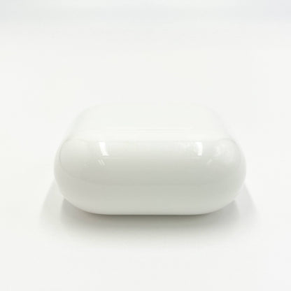 Apple アップル AirPods 4（ANC） アクティブノイズキャンセリング搭載モデル【C6748-C】