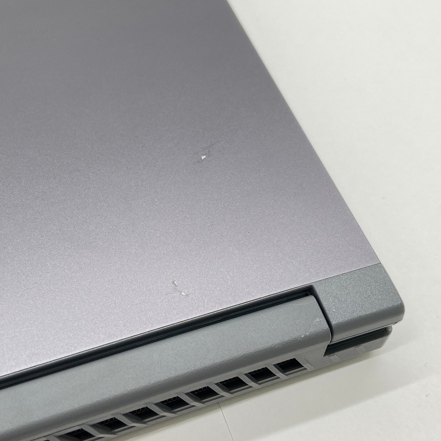 美品 MSI Thin 15 B13VE i7 13620H 16GB SSD512GB RTX4050 Windows11Pro バッテリー最大容量97% 【C6753-80】