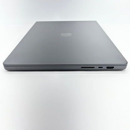 新品同様 美品 Apple MacBook Pro 16.2 インチ 2024年モデル MX2X3J/A スペースブラック M4 Proチップ 14コア 24GB SSD 512GB バッテリー最大容量100%【C5580-100】