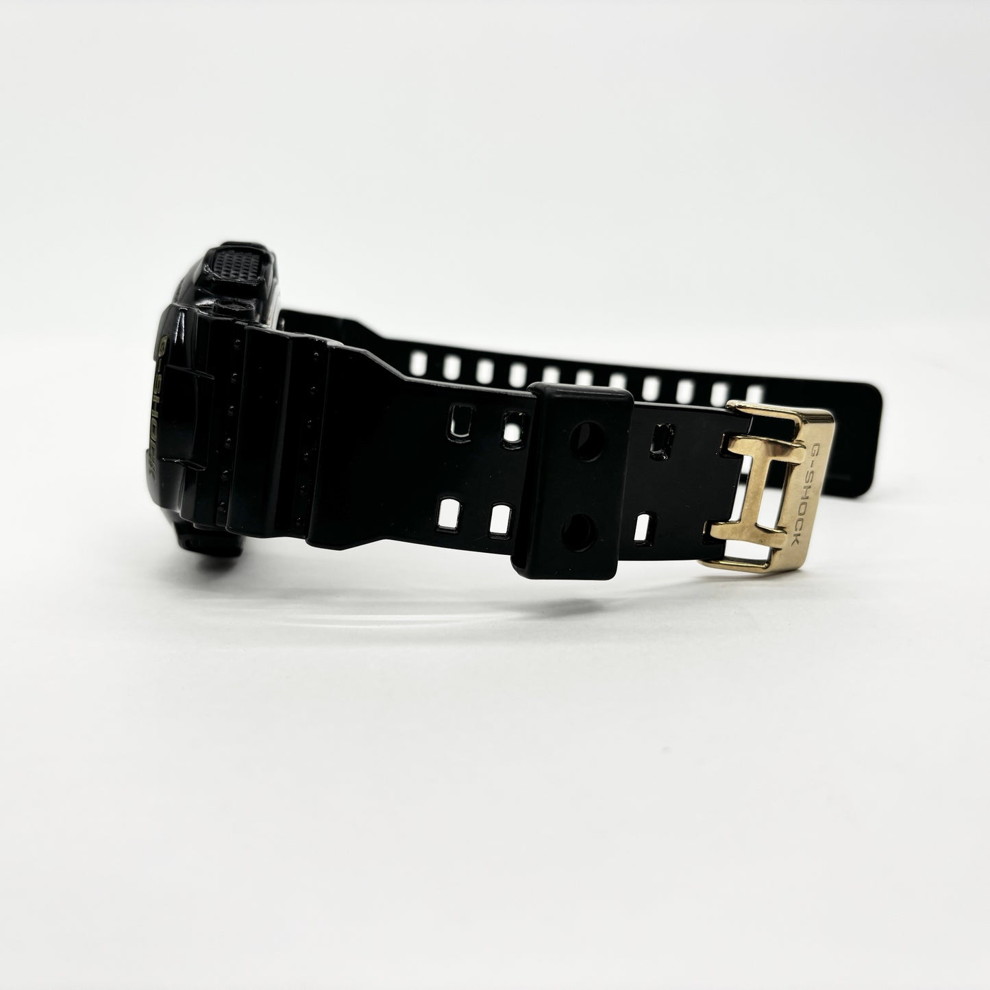 G-SHOCK ジーショック GA-110GB-1ADR 海外モデル アナログ×デジタル ブラック×ゴールド 腕時計【C8502-60】