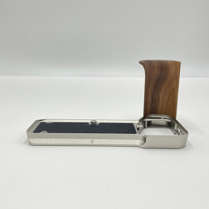 SmallRig A7C II/A7CR用 ハンドグリップ L型 4796B 【C7926-60】