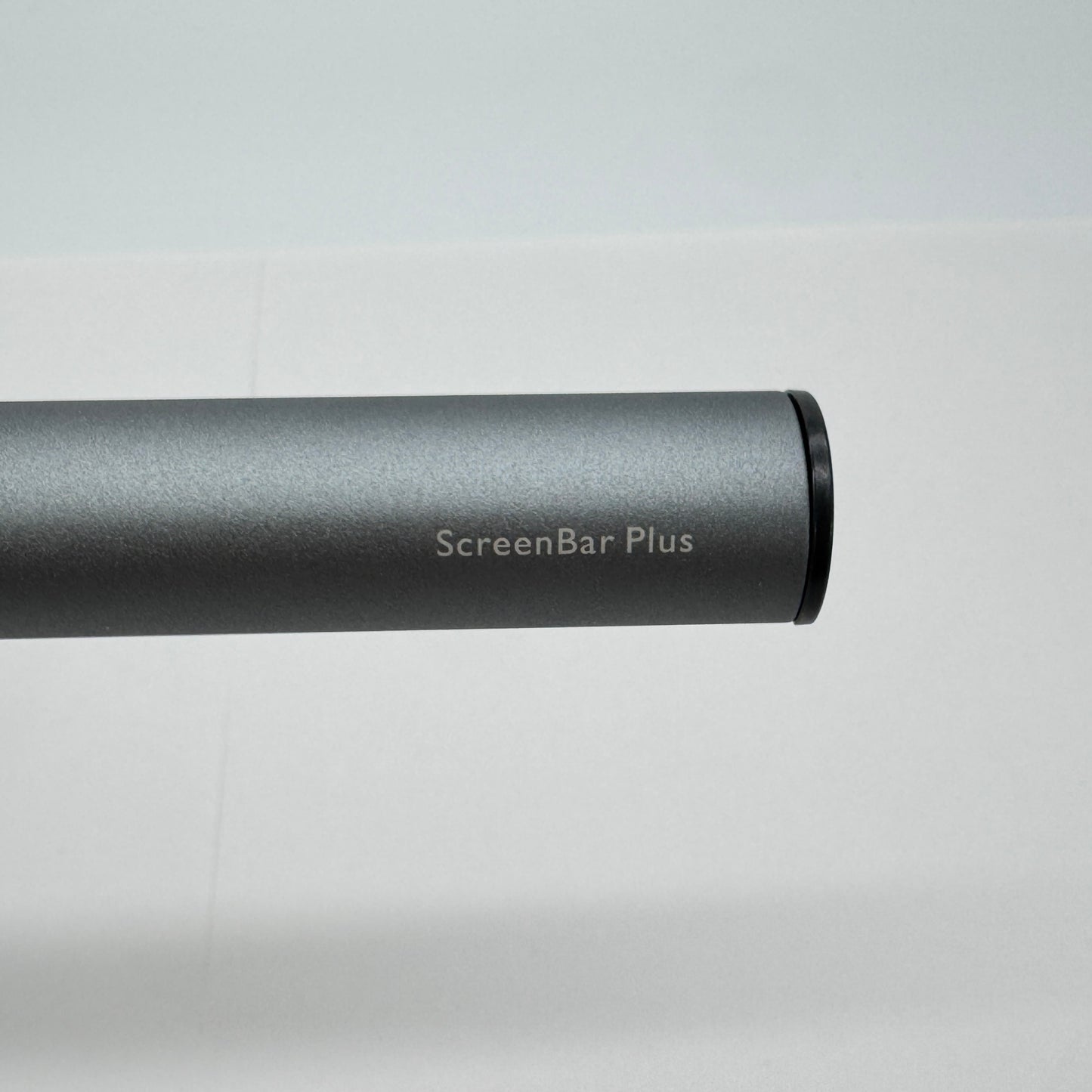 BenQ ScreenBar e-Reading lamp AR17 モニター掛け式ランプ【C6873-80】