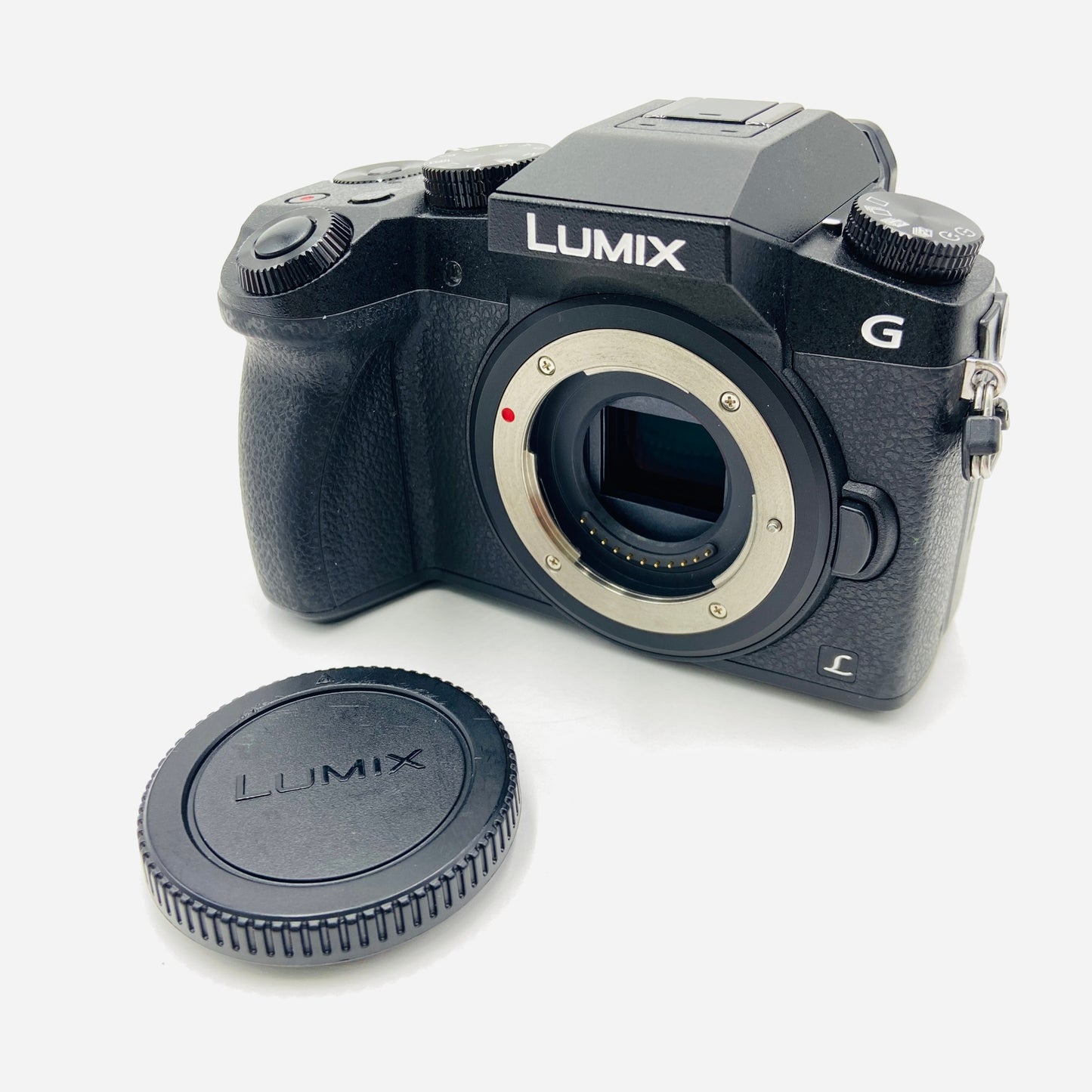 美品 Panasonic LUMIX DMC-G7 ボディ【C4086-60】