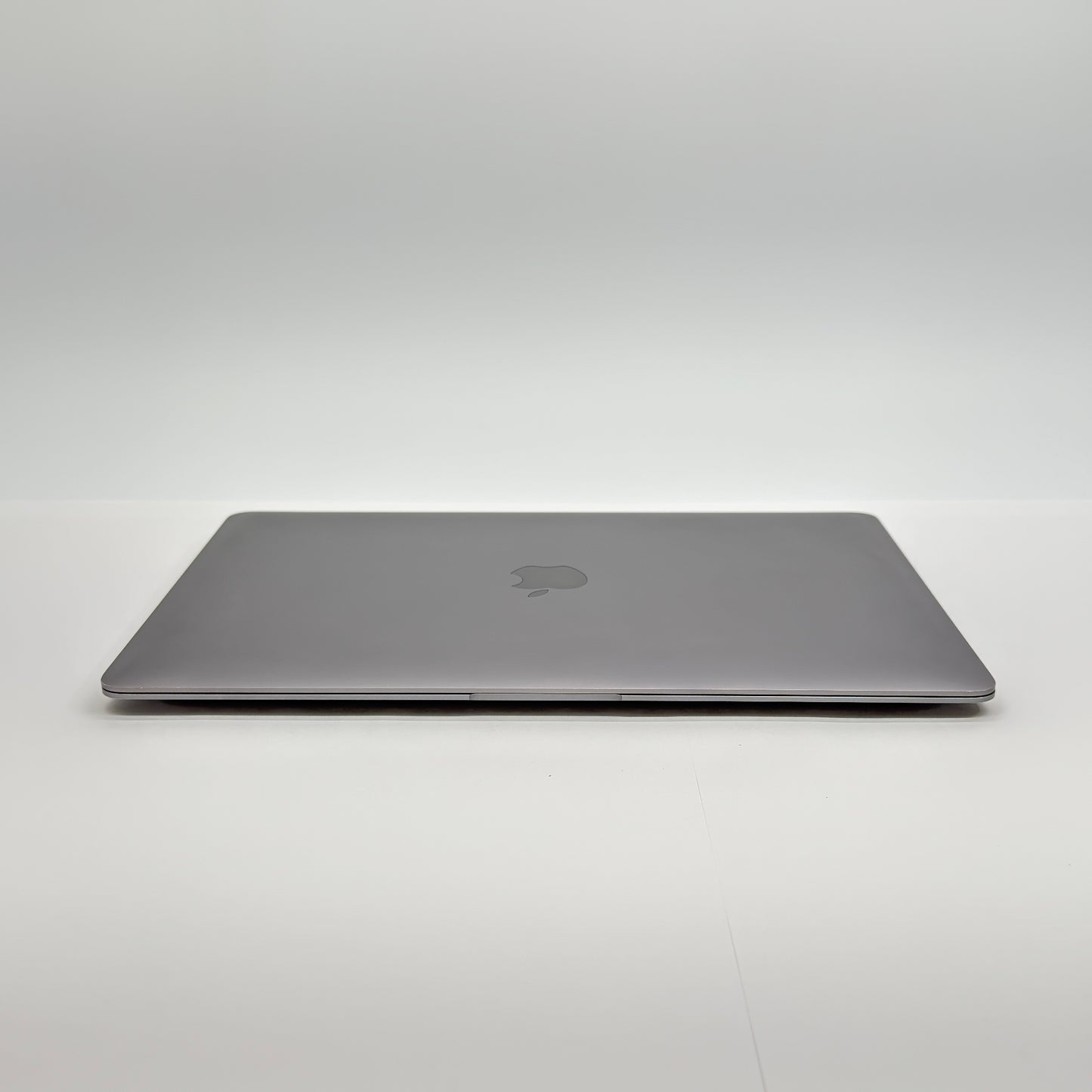 MacBook Air Retina 13インチ (Late 2020) Apple M1 8コア 8GB SSD 512GB スペースグレイ MGN73J/A バッテリー最大容量87%【C7044-80】