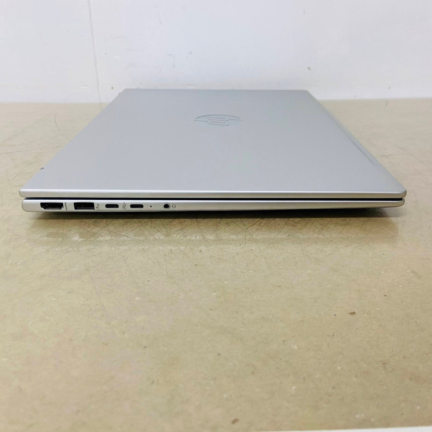 美品 HP ProBook 460 G11 16インチ Core Ultra 5 125U 8GB 256GB Windows 11 Home【C903-100】