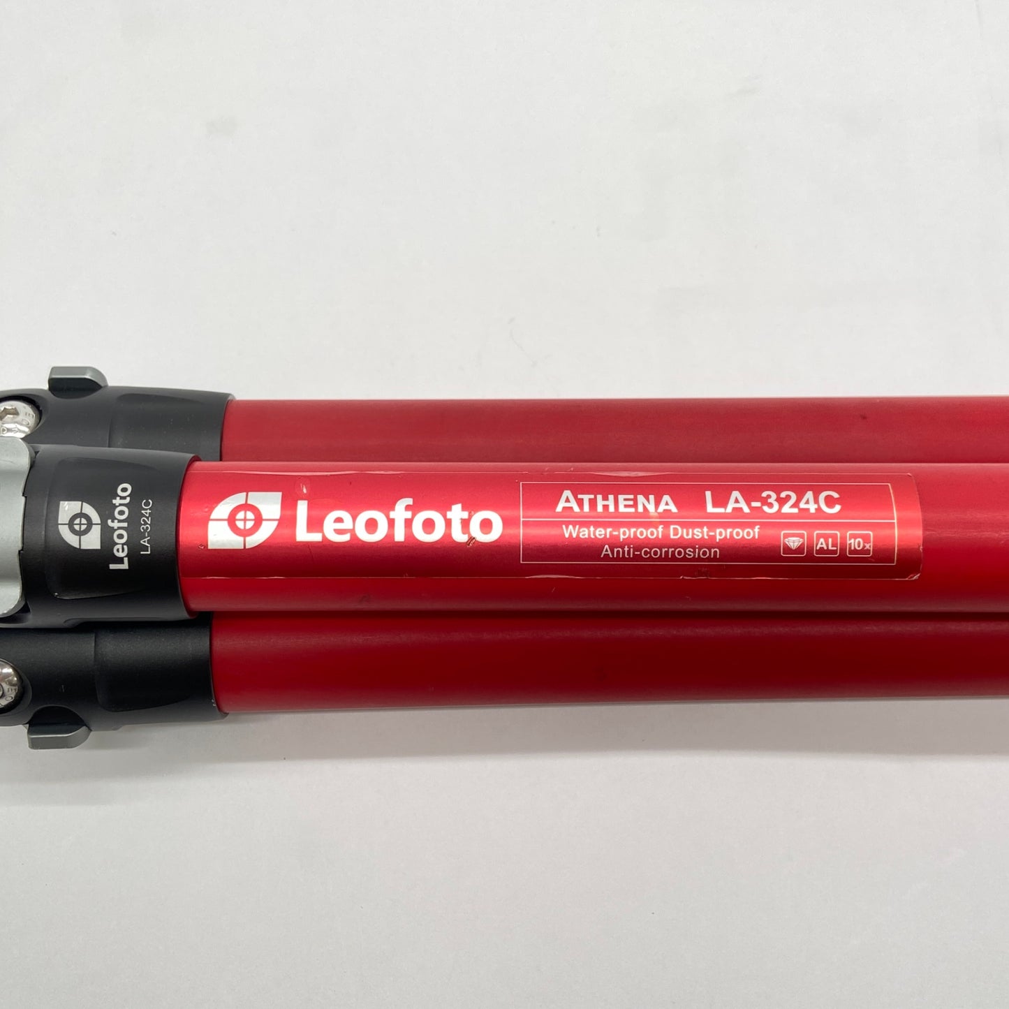Leofoto LA-324C カーボン三脚 パイプ径32mm 4段 防水三脚 LAアテナシリーズ【C6896-100】