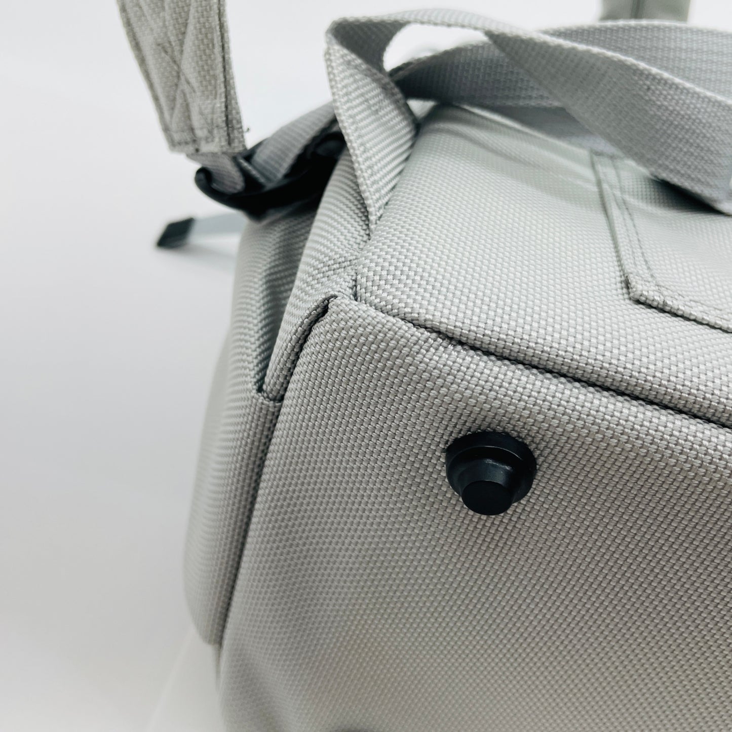 美品 MI-NA ミーナ カメラリュック　カメラバッグ　【C4445】