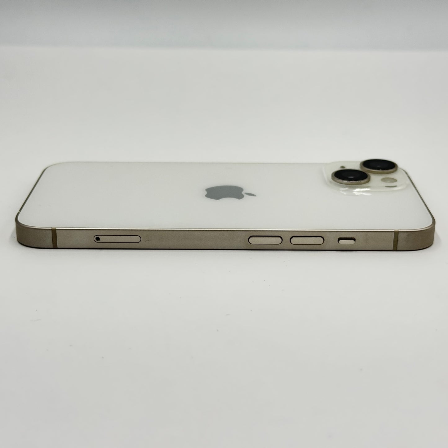 Apple  iPhone14 128GB スターライト SIMフリー MPUQ3J/A【C6022-C】