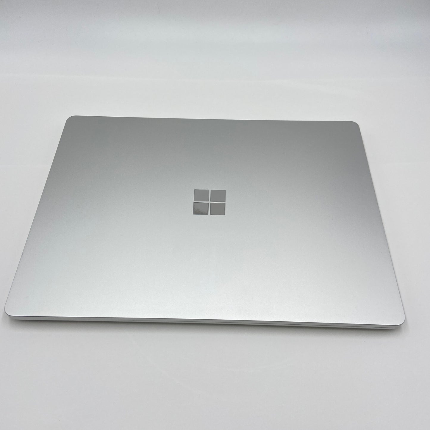 Surface Laptop Go Model1943 i5-1035G1 8GB  SSD128GB バッテリー最大容量99%【C5525-80】
