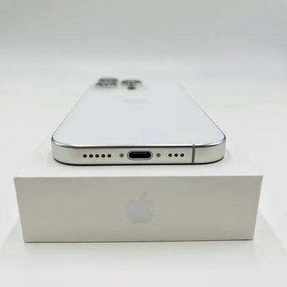 新品同様 美品 Apple iPhone 16 Pro 128GB SIMフリー MYMW3J/A スマートフォン ホワイトチタニウム バッテリー最大容量92%【C5056-C】