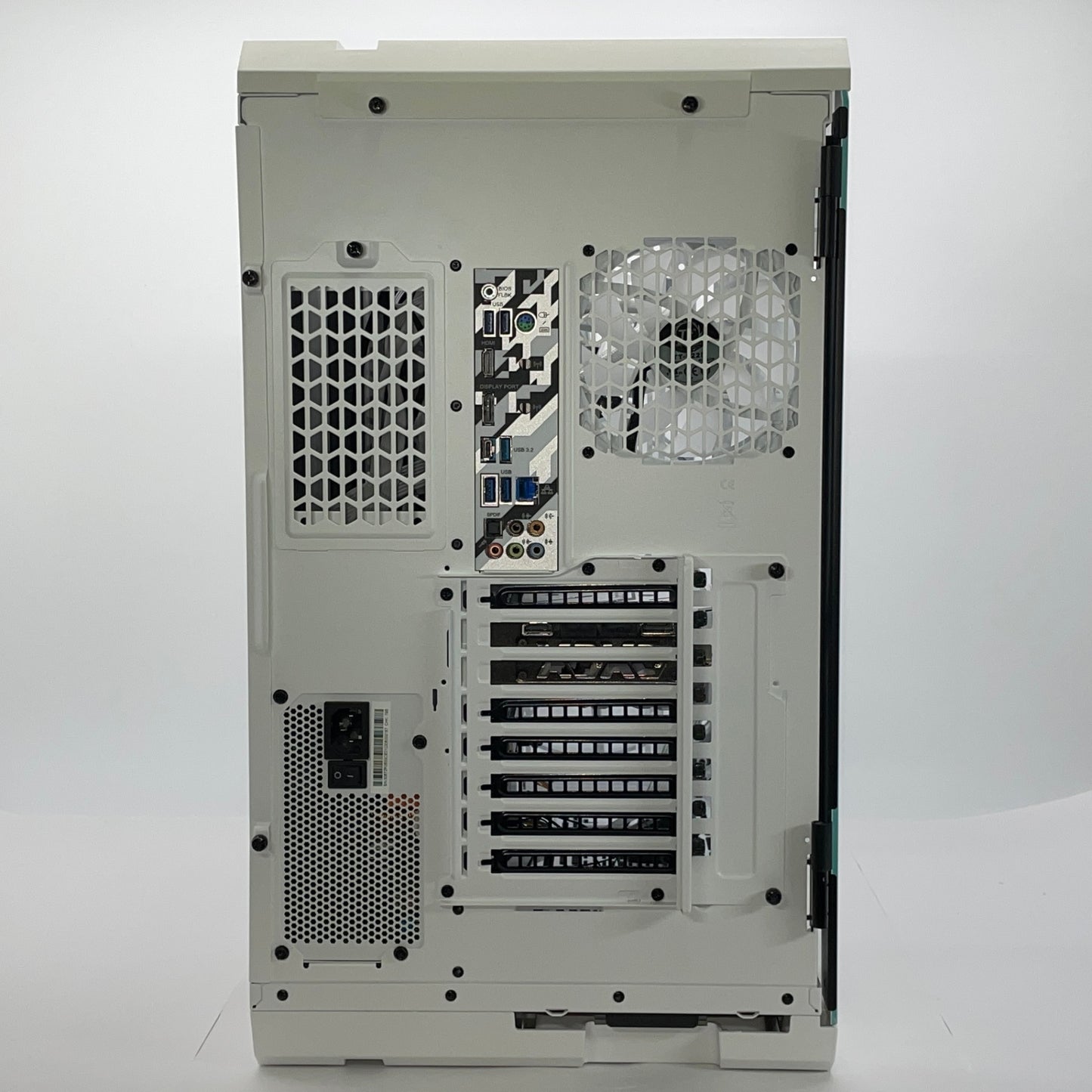 美品 ホワイト 自作ゲーミングPC i5-12600 16GB SSD 1TB RTX3060Ti  Windows11 Home 750W電源【C7411-160】
