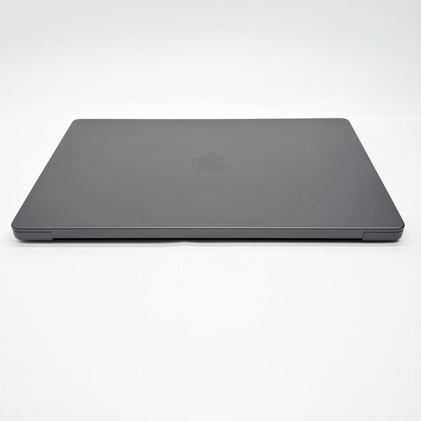 新品同様 美品 Apple MacBook Pro 16インチ MRW23J/A M3 Pro 36GB SSD 512GB スペースブラック 充放電回数8回 バッテリー最大容量99%【C7147-100】