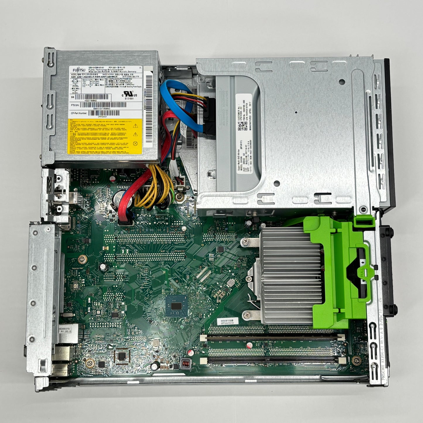 ESPRIMO D556/PX MVD2203EP Celeron G3900 4GB HDD 500GB Windows10Pro【C8340-120】