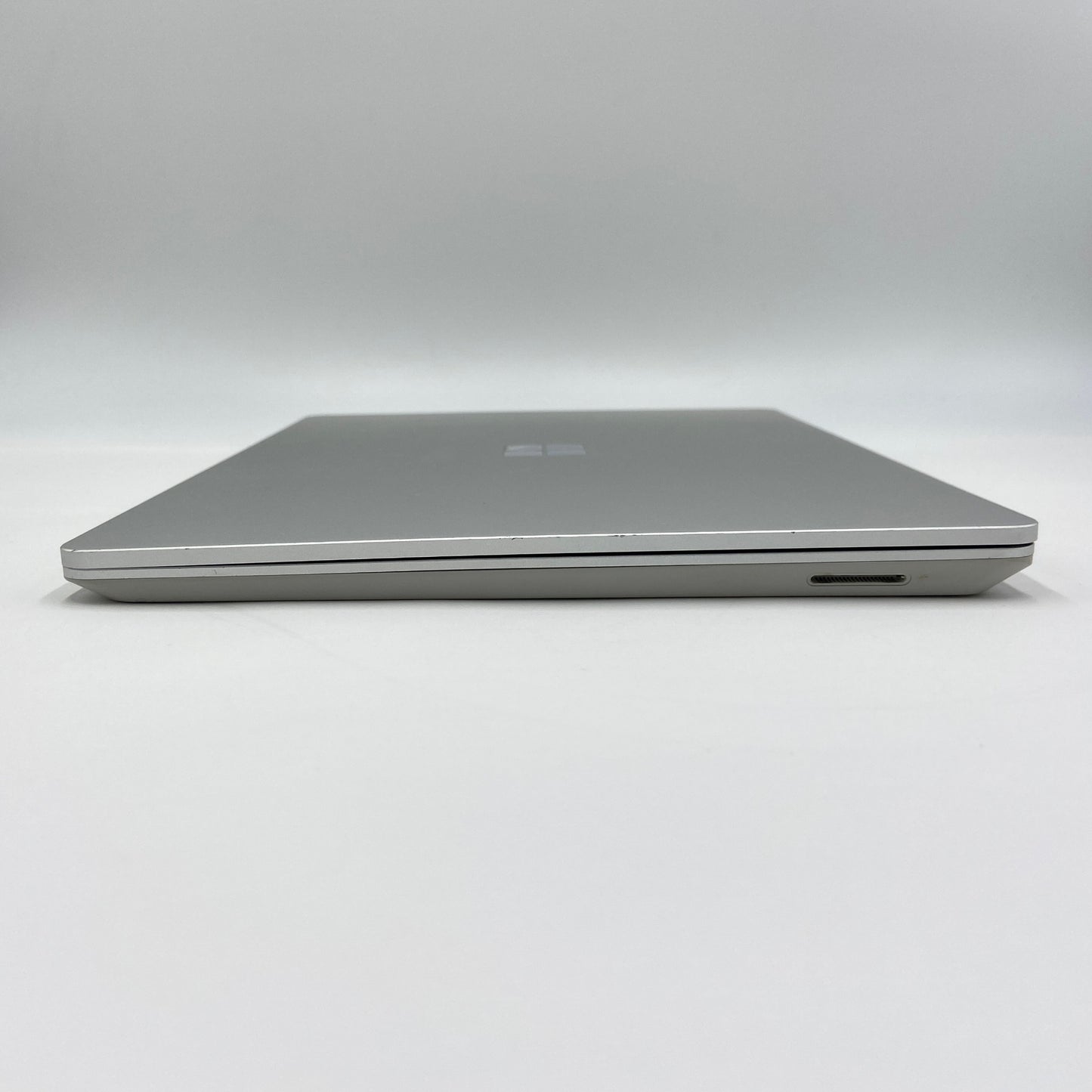 Surface Laptop Go Model1943 i5-1035G1 8GB  SSD128GB バッテリー最大容量99%【C5525-80】