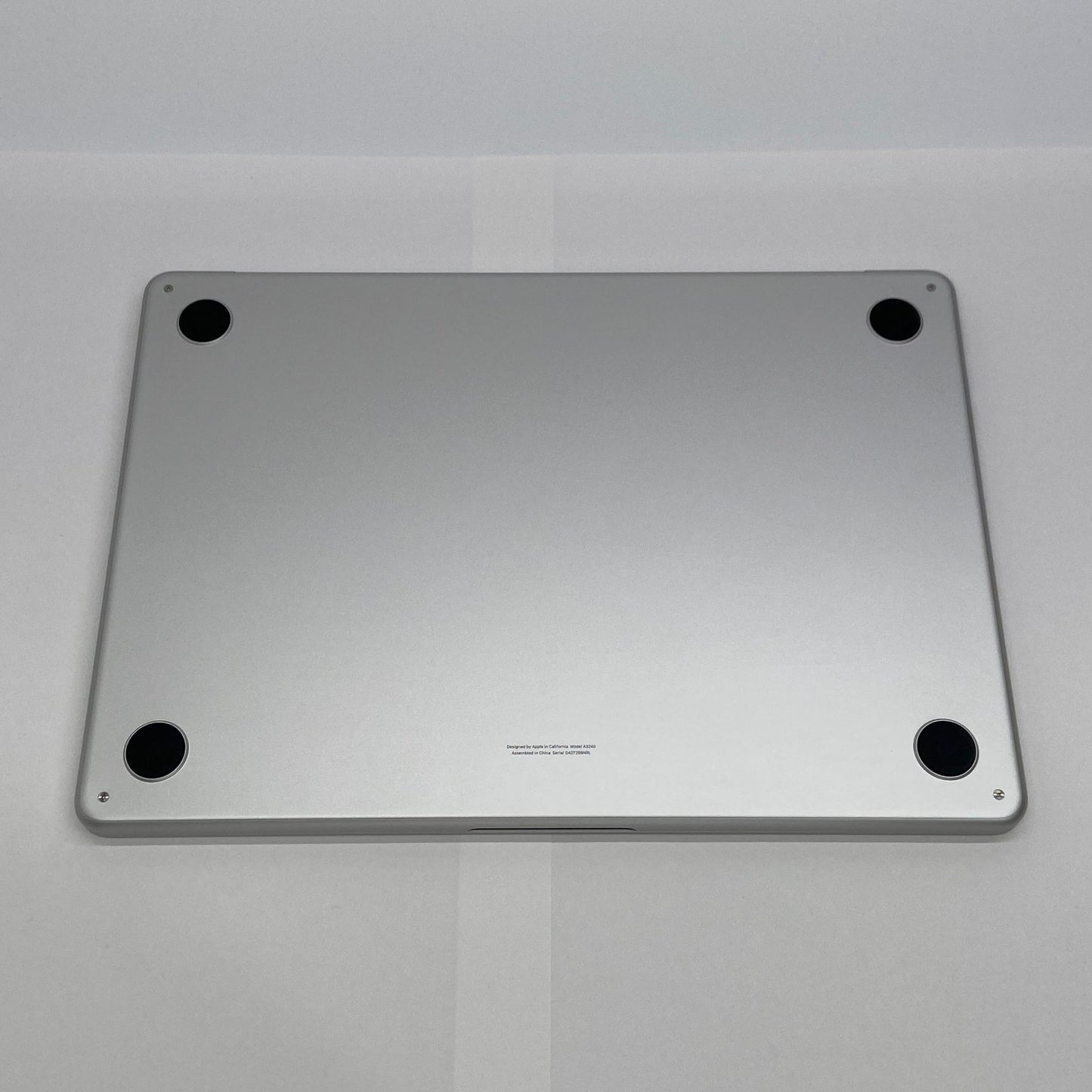 美品 MacBook Air 13インチ (Early 2025) Apple M4 10コア/16GB/SSD 256GB シルバー MW0W3J/A 【C6233−80】